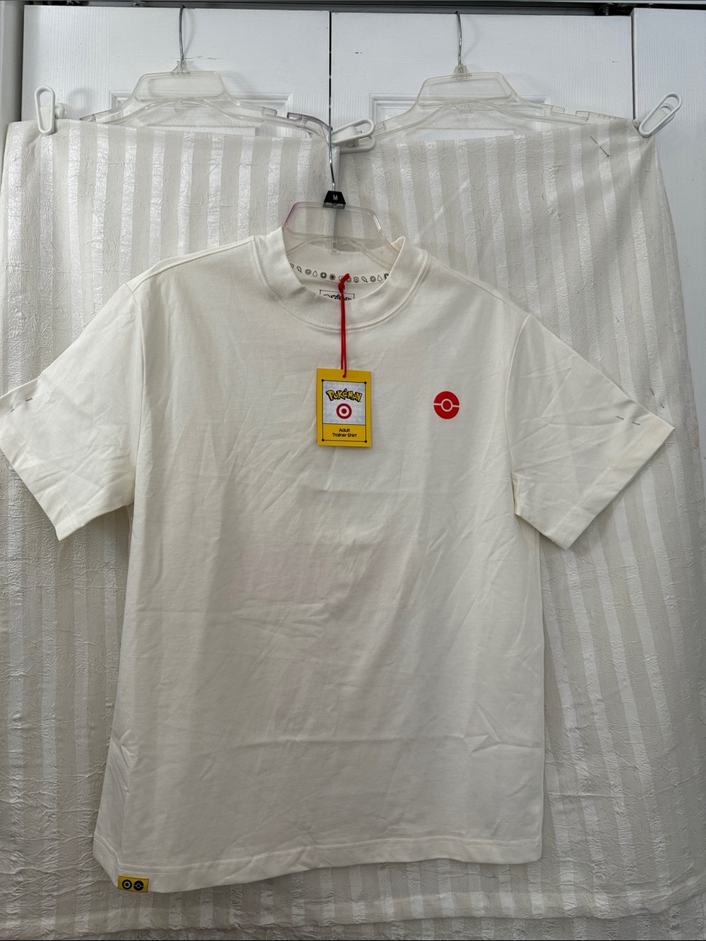 Pokemon Gengar Cream Short Sleeve Tee with Red Poké Emblem, Size adult XS, NWT